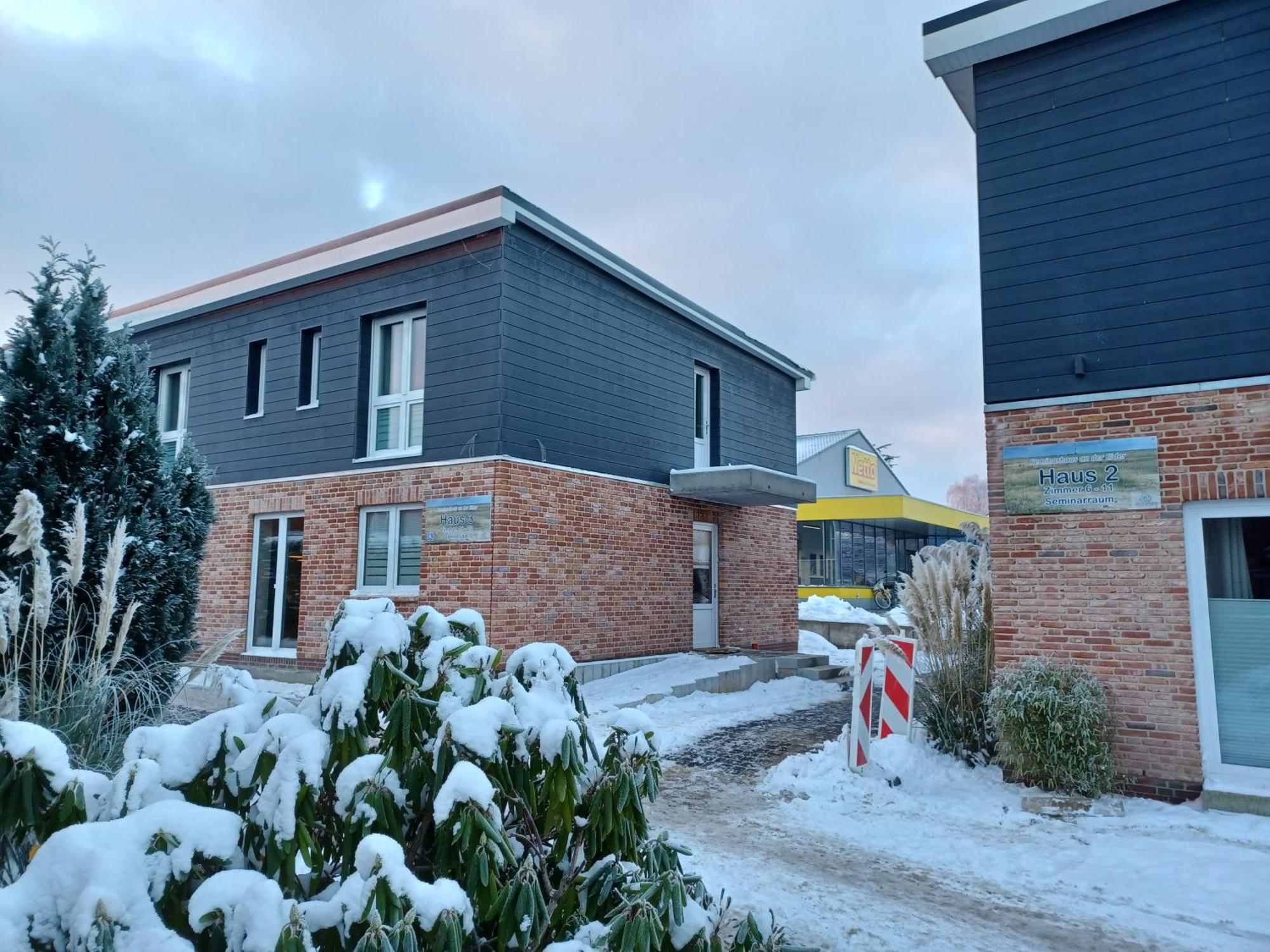 Sportpension Seminarhaus an der Eider Tönning Exterior foto